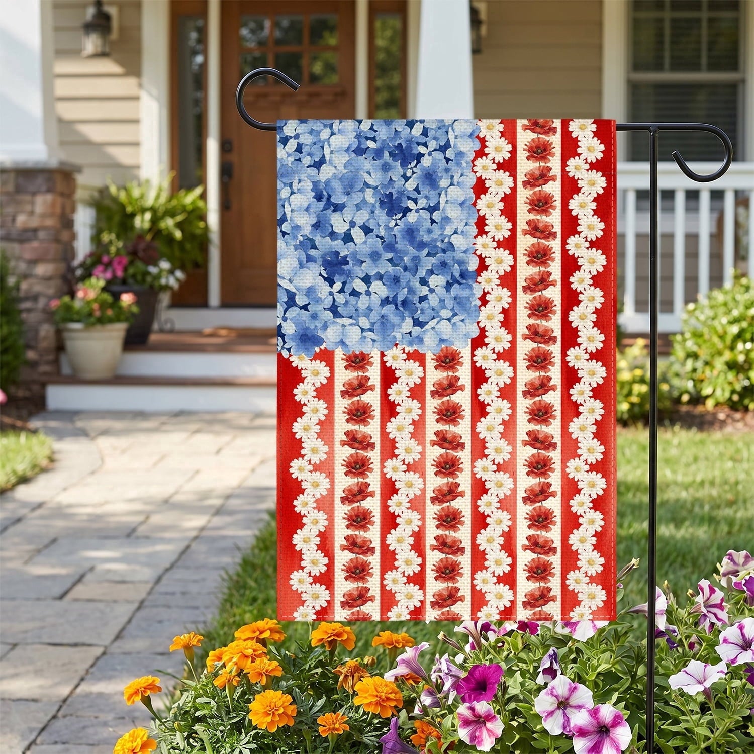 Sm:)e Stars and Stripes Hydrangea Daisy American Flag Garden Flag 12 x 18 Inch, Double-Sided Printing, Outdoor Welcome Decor for Yards